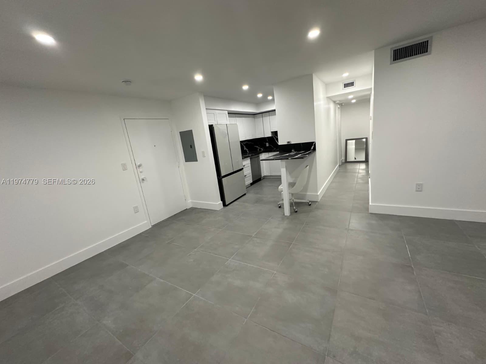 DORSET HOUSE CONDO - Residential