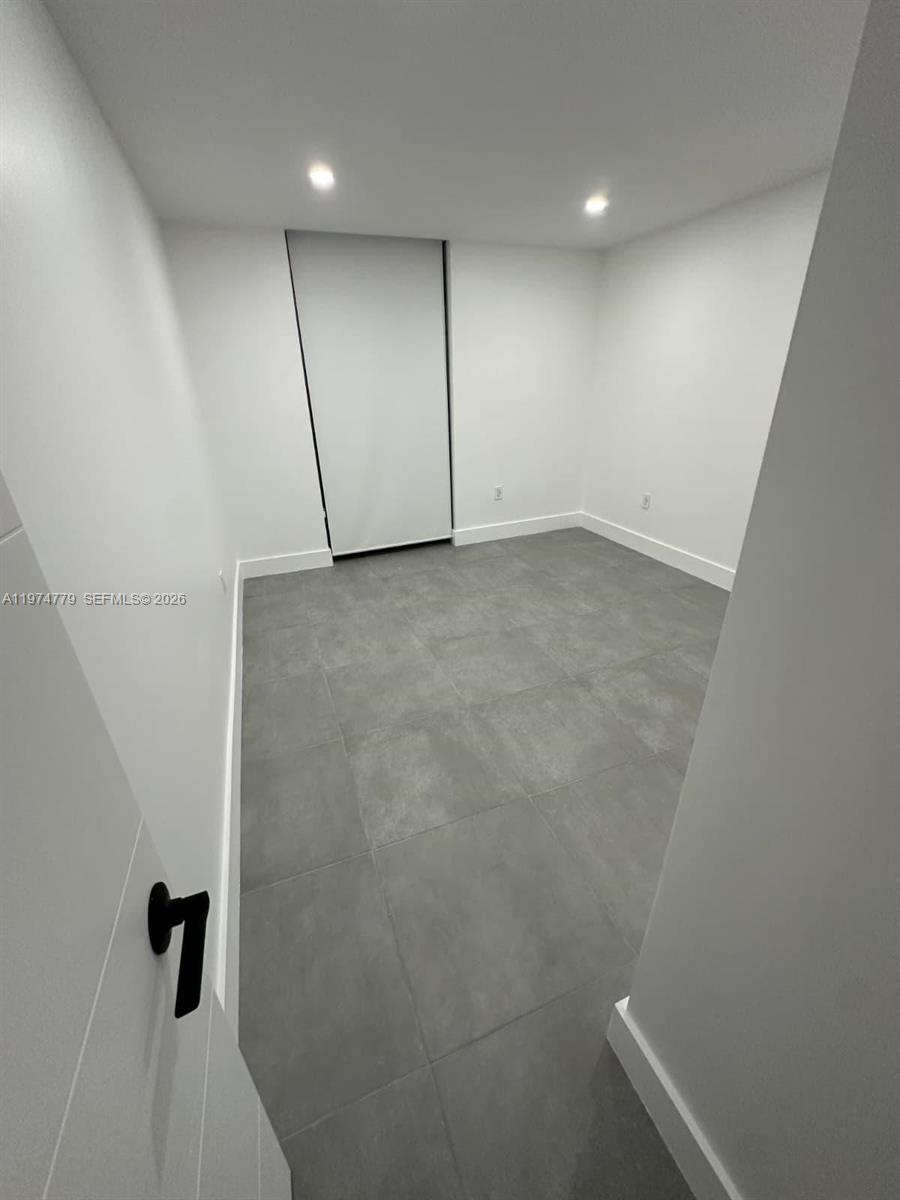 DORSET HOUSE CONDO - Residential