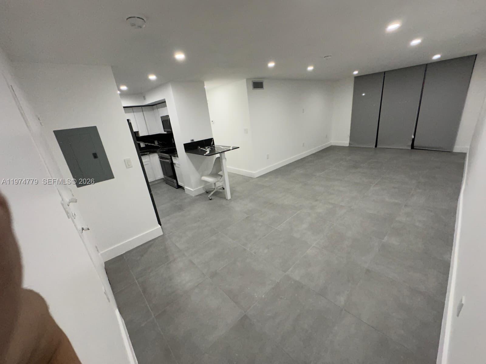 DORSET HOUSE CONDO - Residential