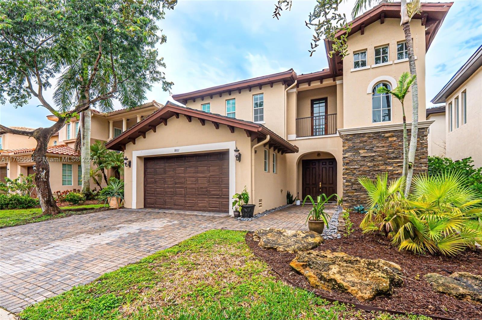 8001 NW 125th Ter