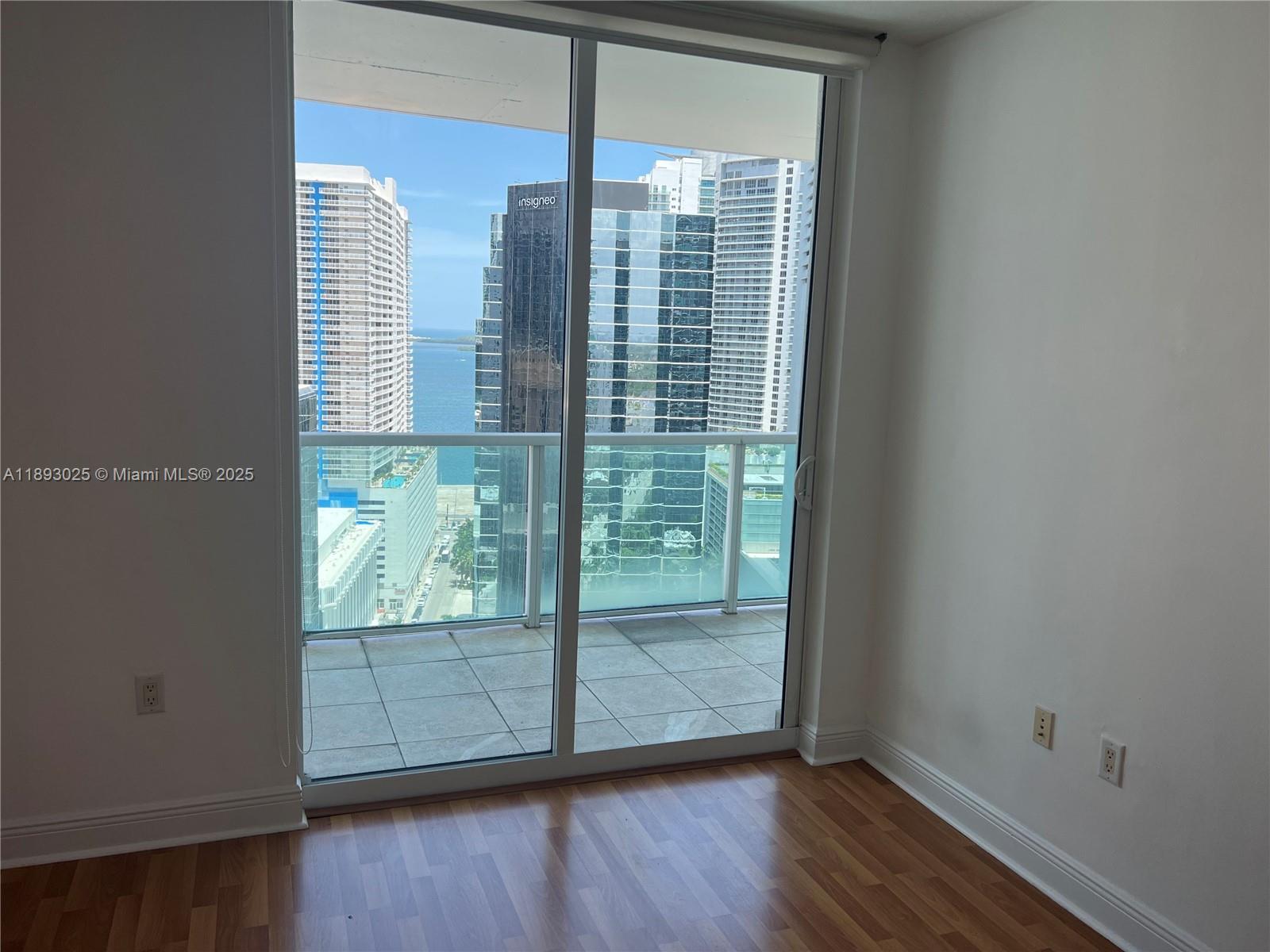 VUE AT BRICKELL CONDO - Residential