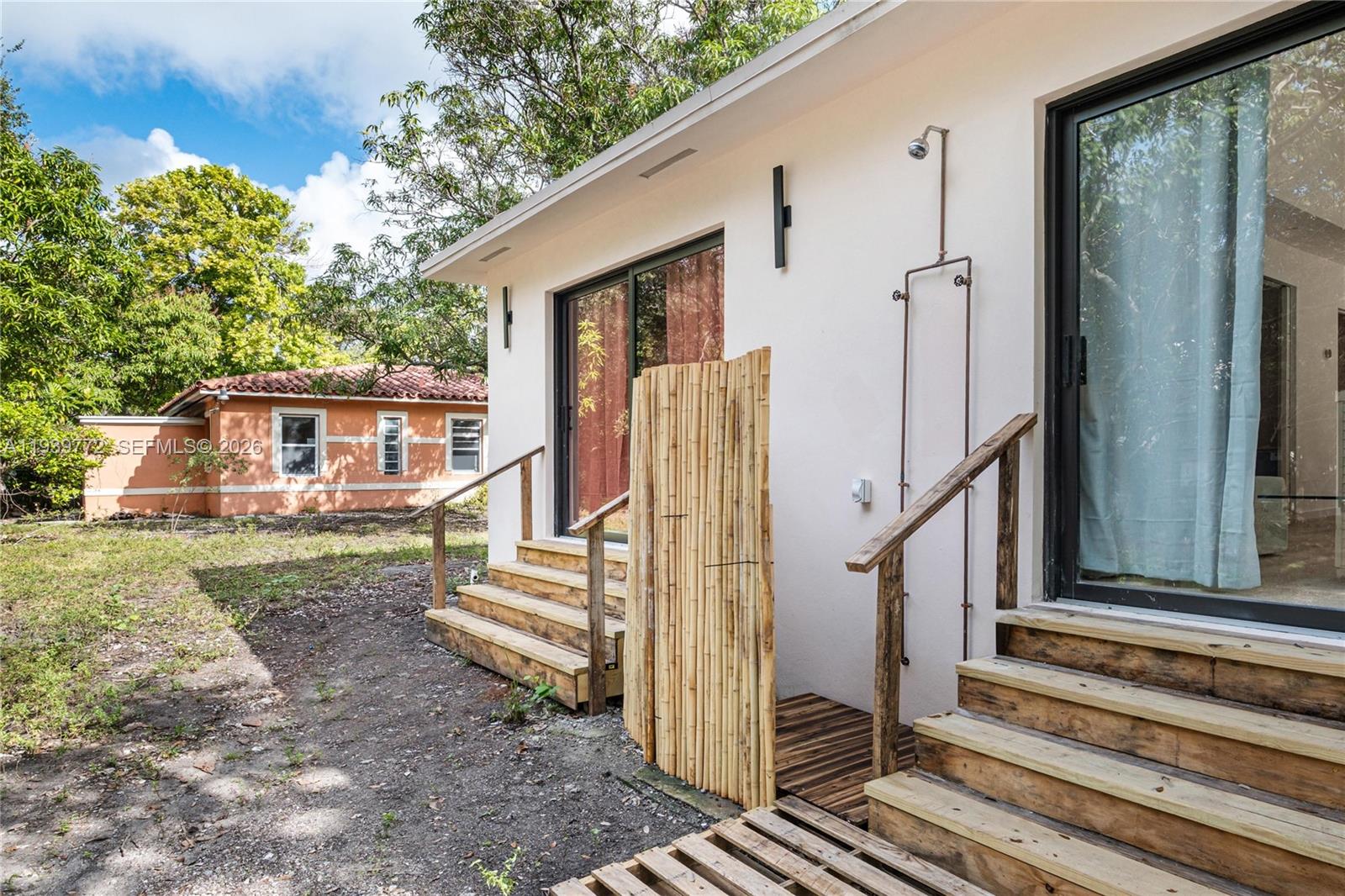 A.F. MERRITT - Residential