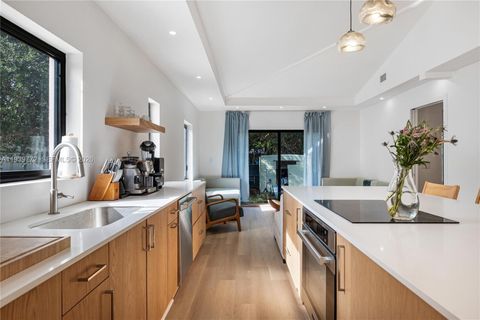 5510 NW 1st Ave Miami FL 33127