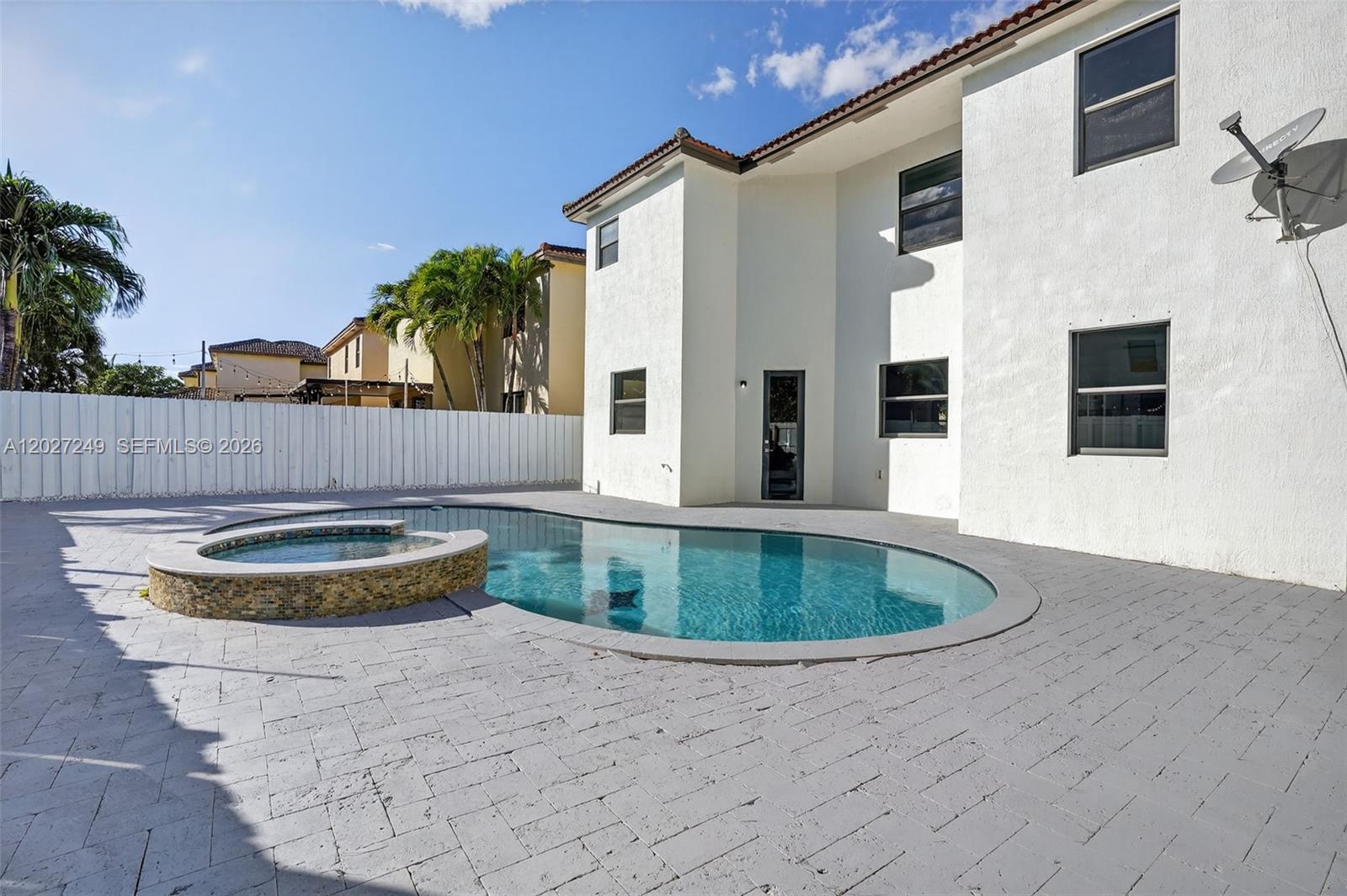 SILVER PALM EAST SEC TWO - Residential