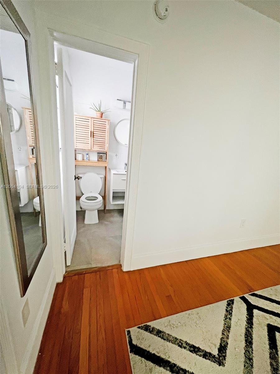 THE CASA BELLA CONDO ON S - Residential Lease