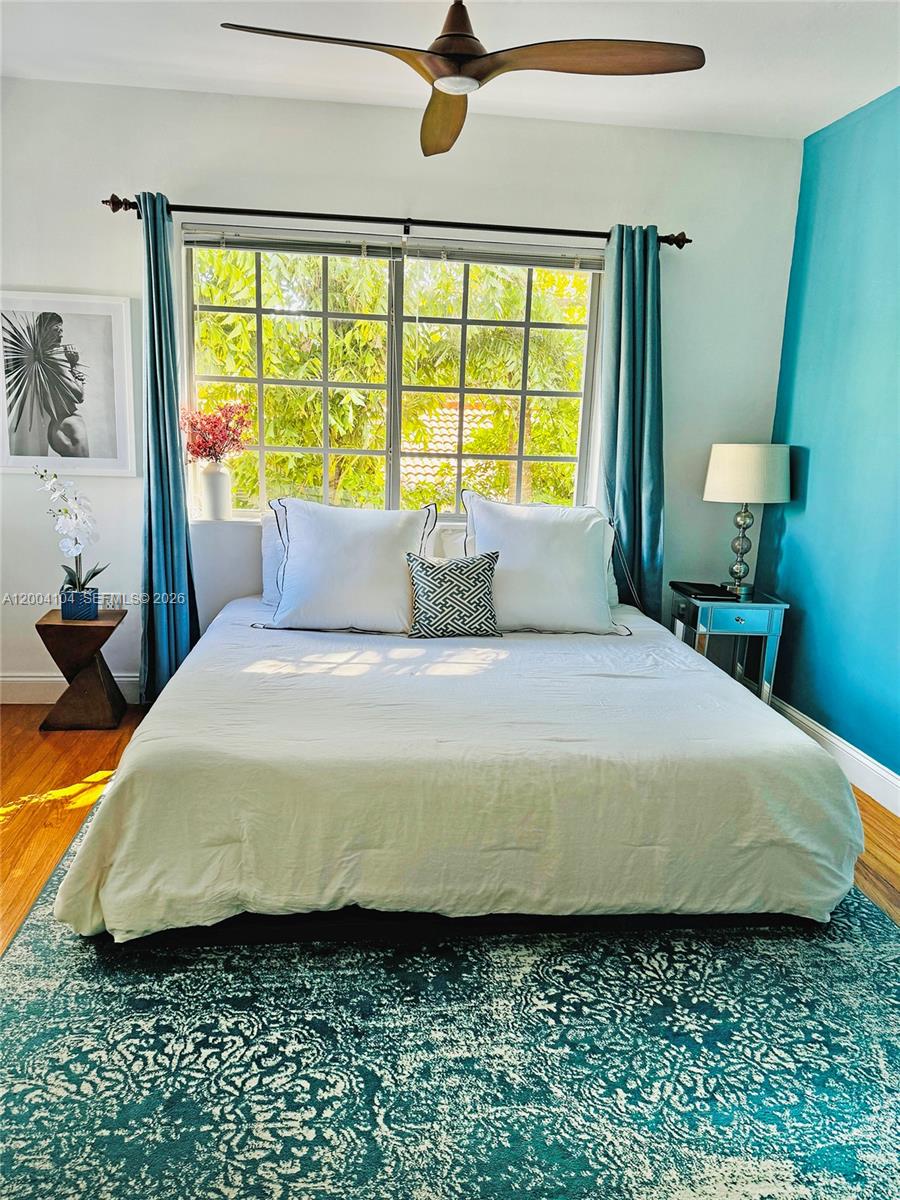 THE CASA BELLA CONDO ON S - Residential Lease