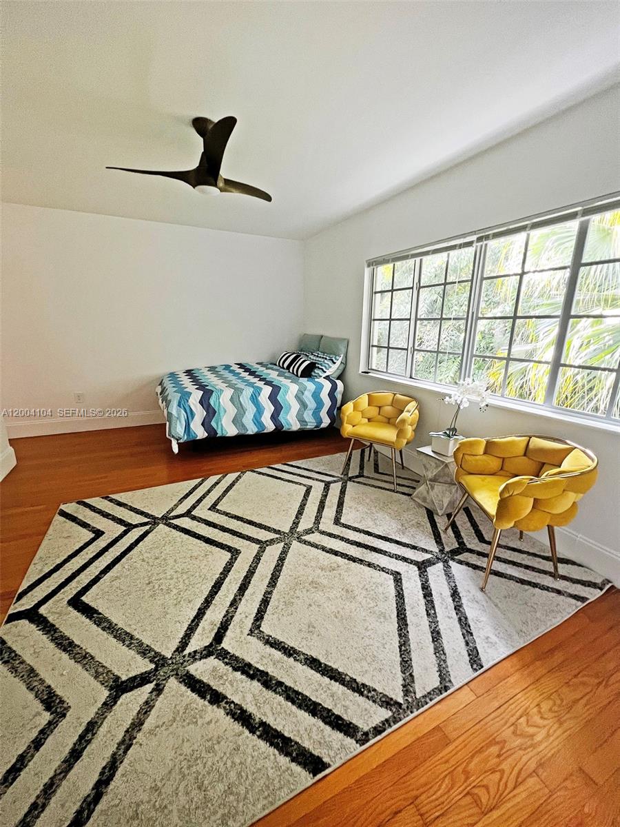THE CASA BELLA CONDO ON S - Residential Lease