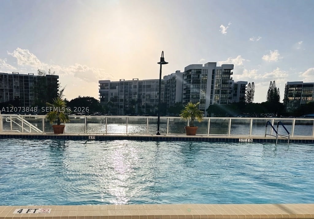 3000 S Ocean Dr 1218