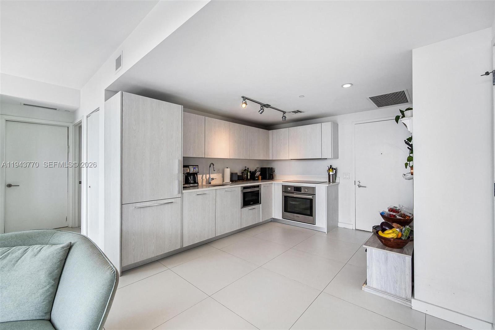 PARAISO BAYVIEWS CONDO - Residential