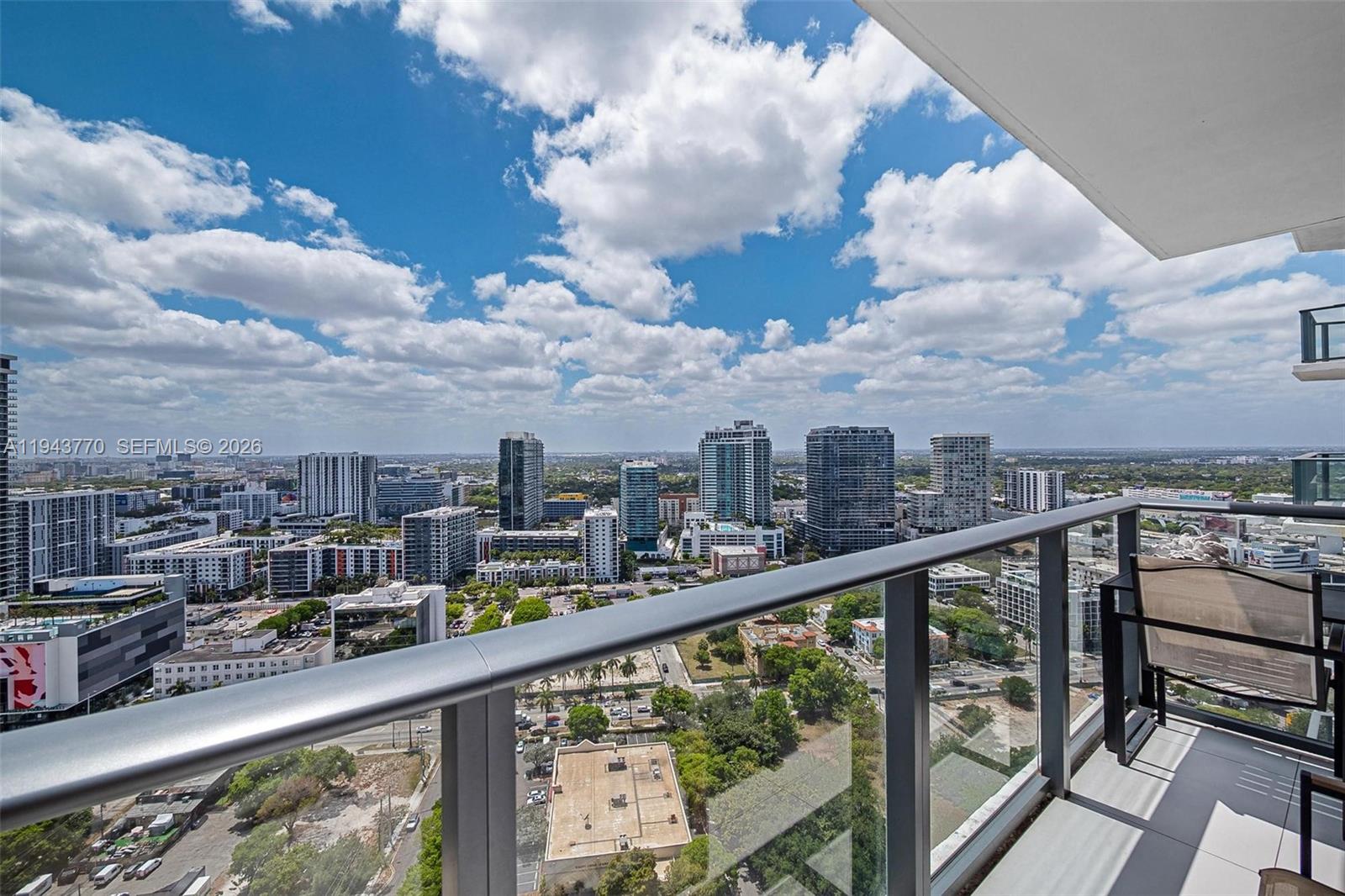 PARAISO BAYVIEWS CONDO - Residential