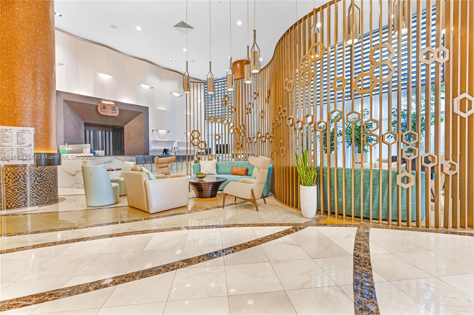 TRUMP INTERNATIONAL SONES - Residential