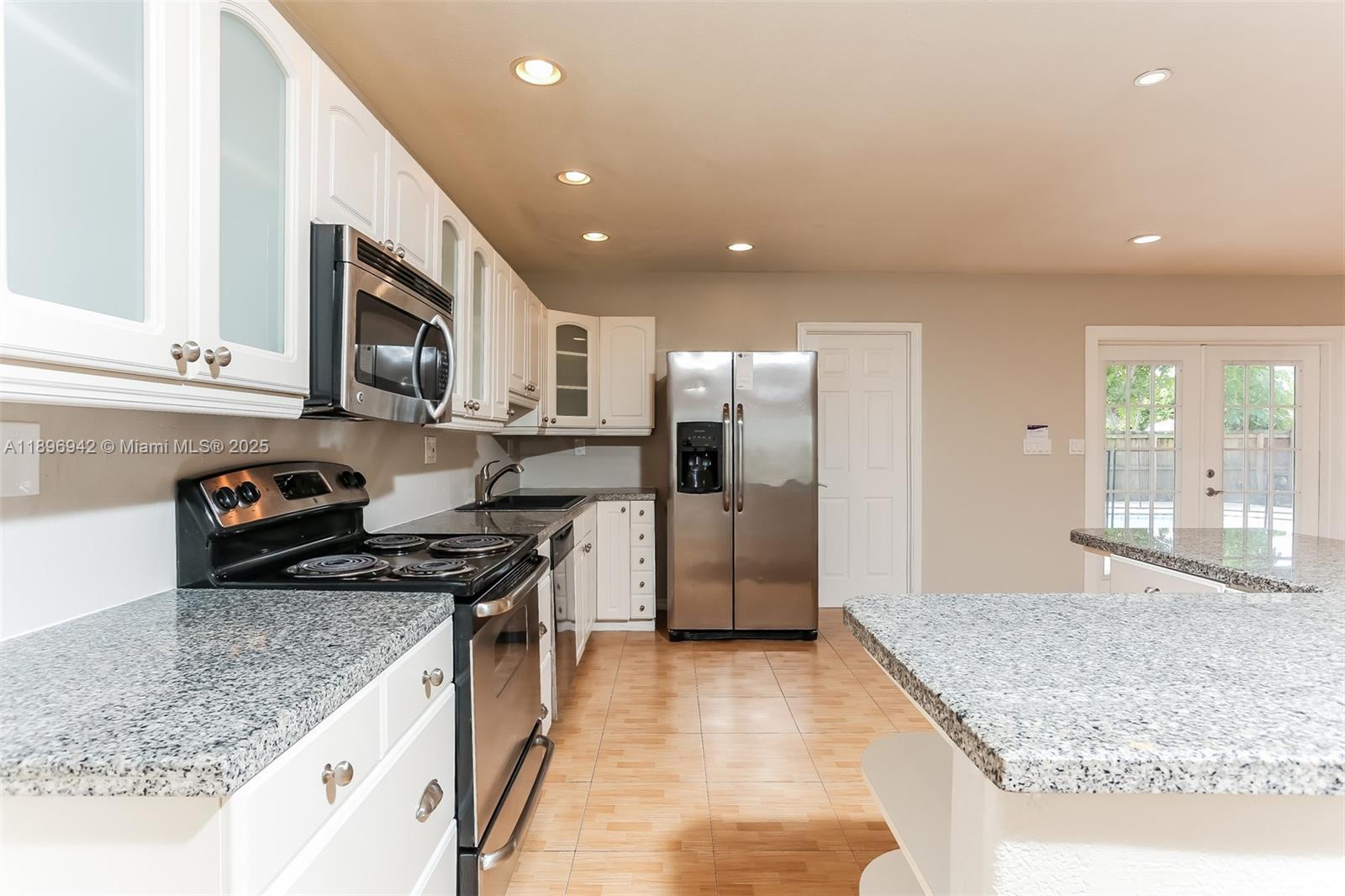 DRIFTWOOD ESTATES NO 10 - Residential Lease