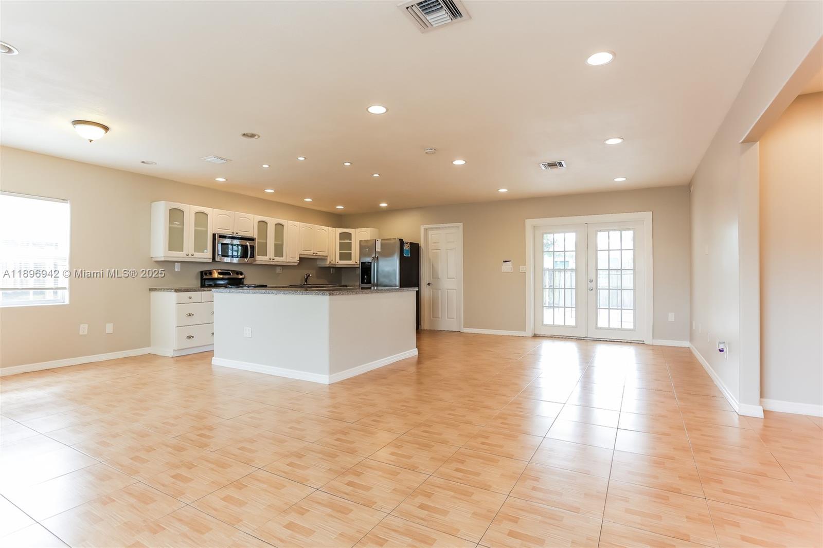 DRIFTWOOD ESTATES NO 10 - Residential Lease