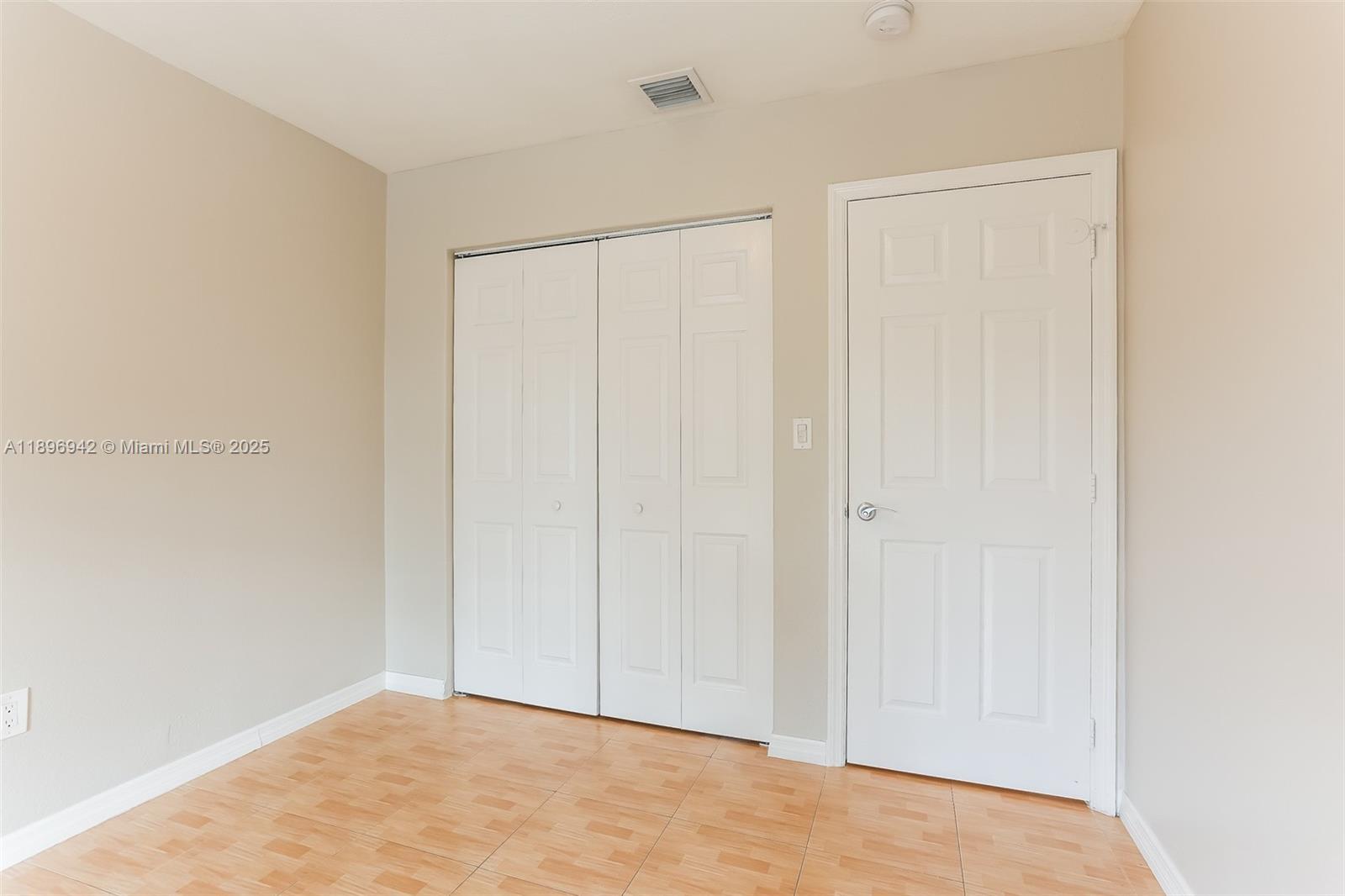 DRIFTWOOD ESTATES NO 10 - Residential Lease