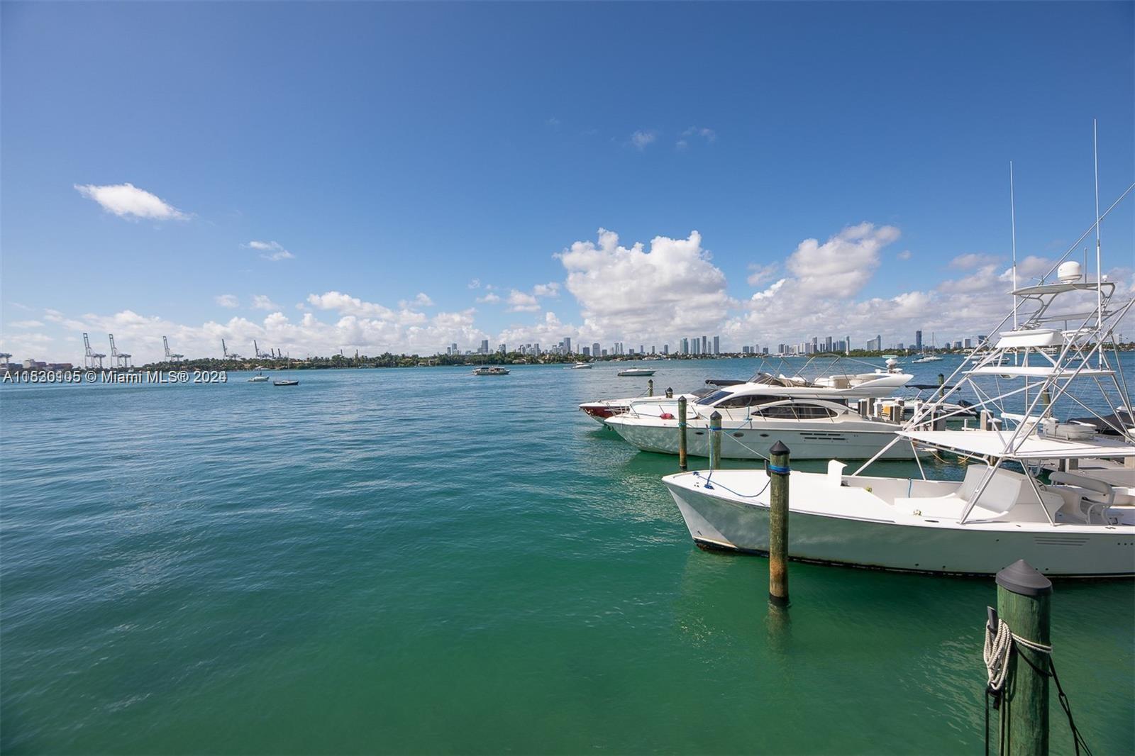 MIRADOR 1200 CONDO - Residential