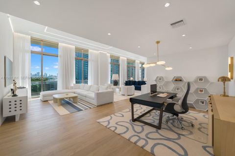 2678 Tigertail Ave 802 Coconut Grove FL 33133