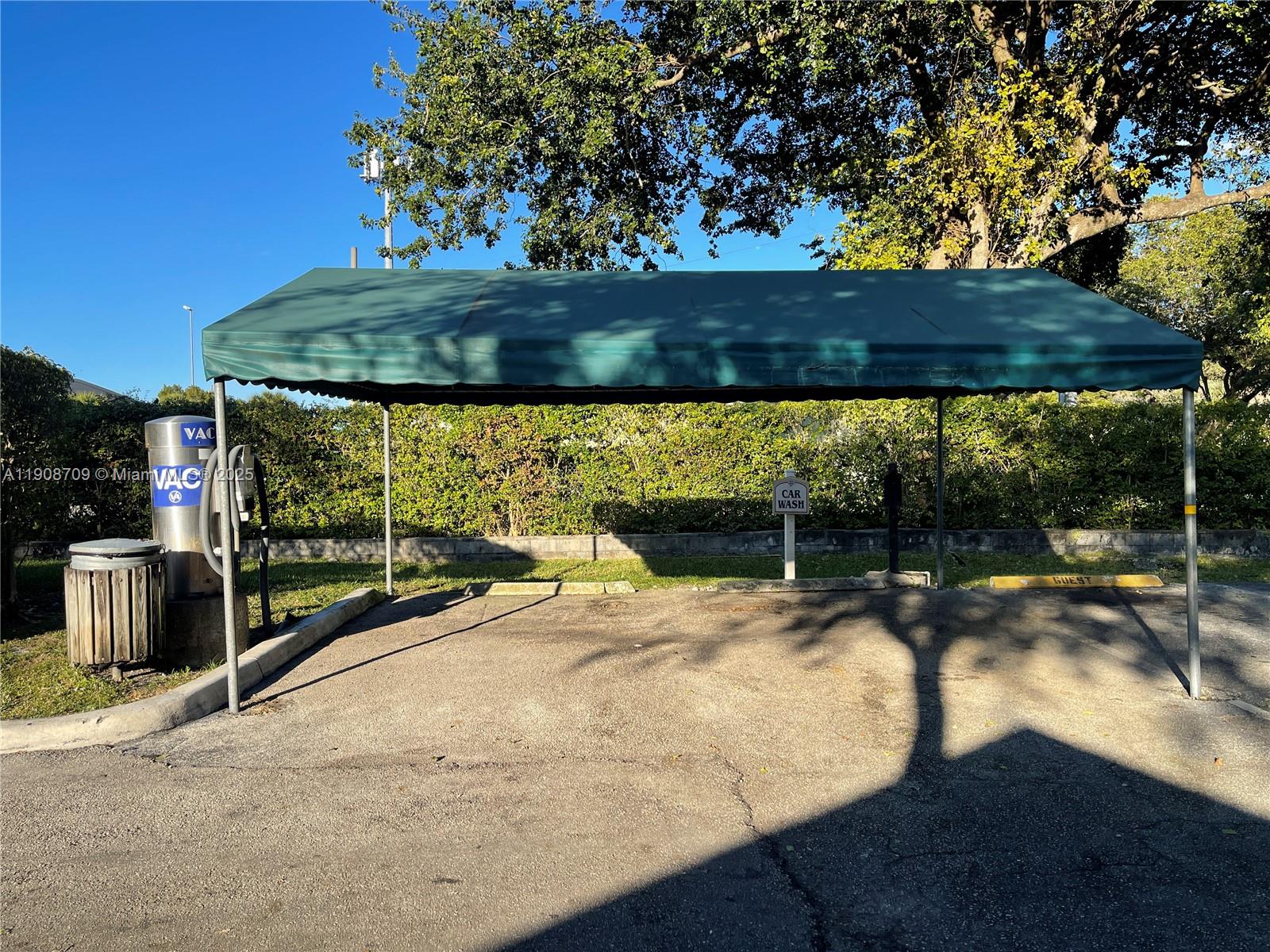 ROYAL POINCIANA CONDO - Residential Lease