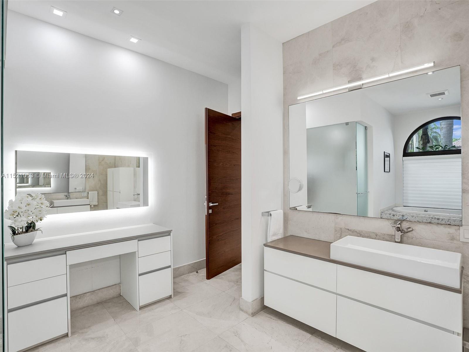 Weston Hills Country Club - Residential