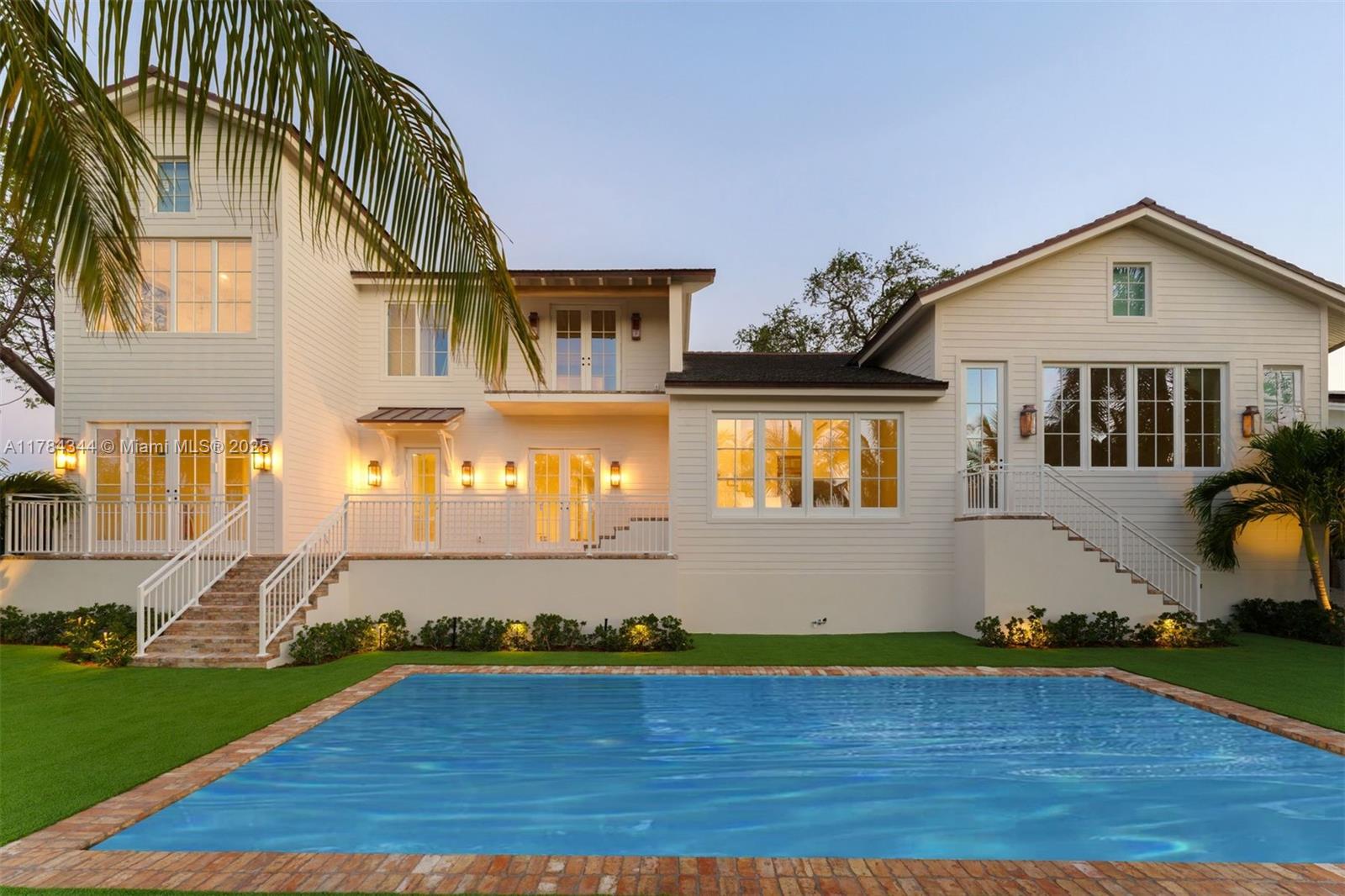 1051 San Pedro Ave