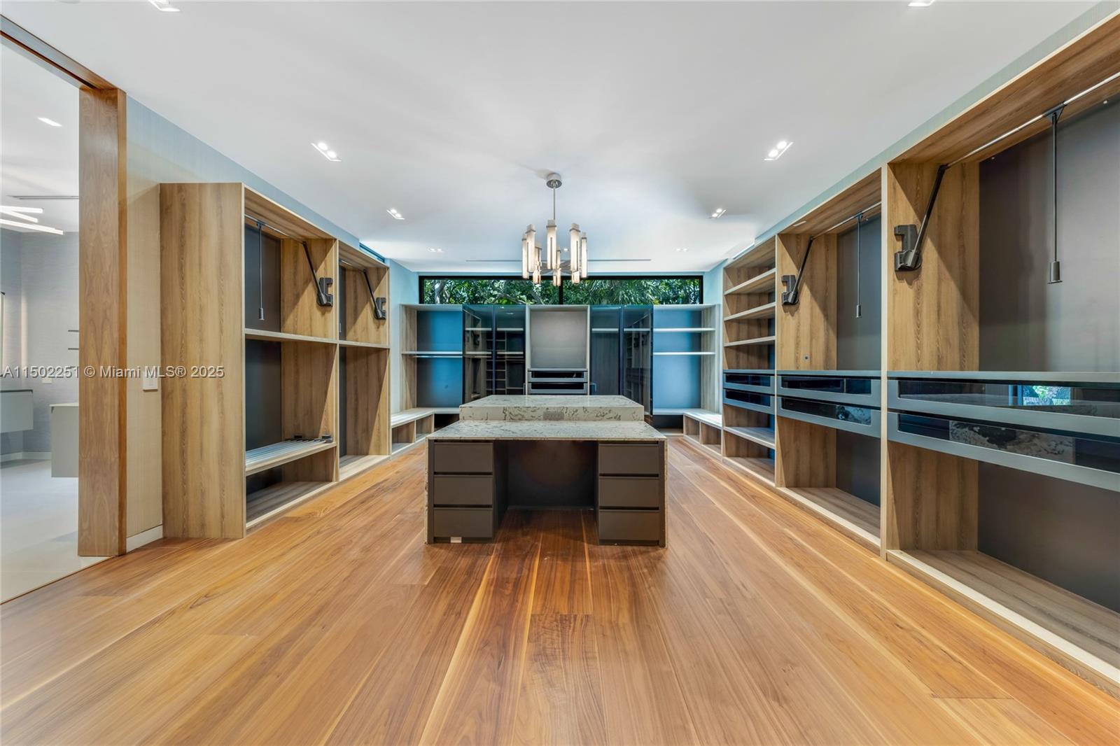 SNAPPER CREEK LAKES SUB - Residential