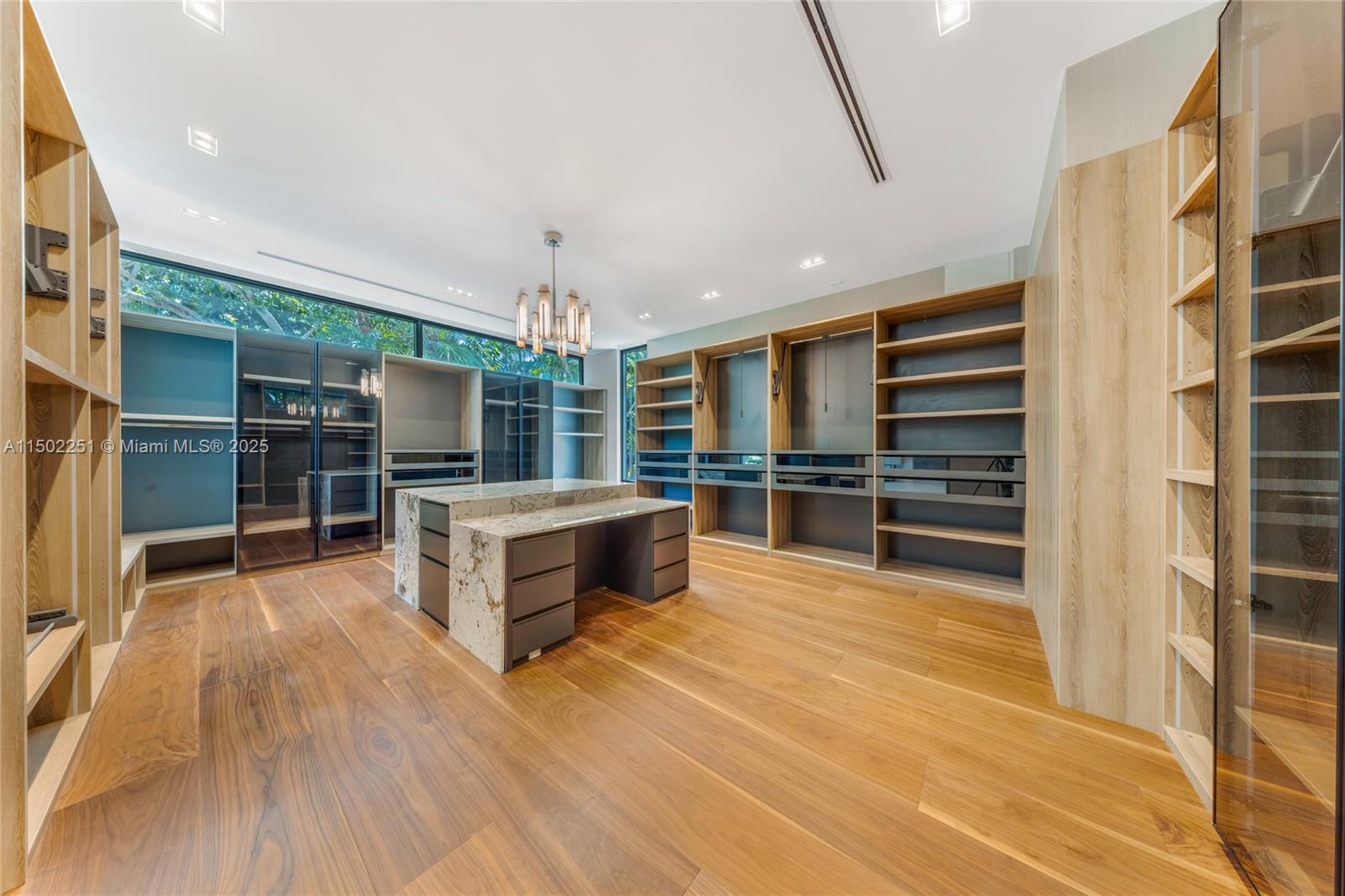 SNAPPER CREEK LAKES SUB - Residential