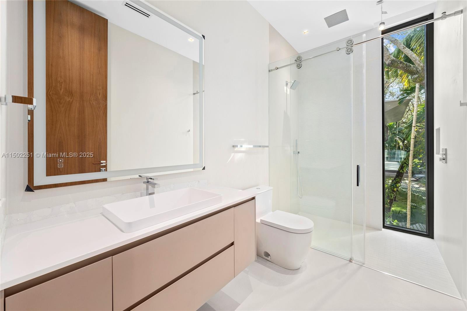 SNAPPER CREEK LAKES SUB - Residential