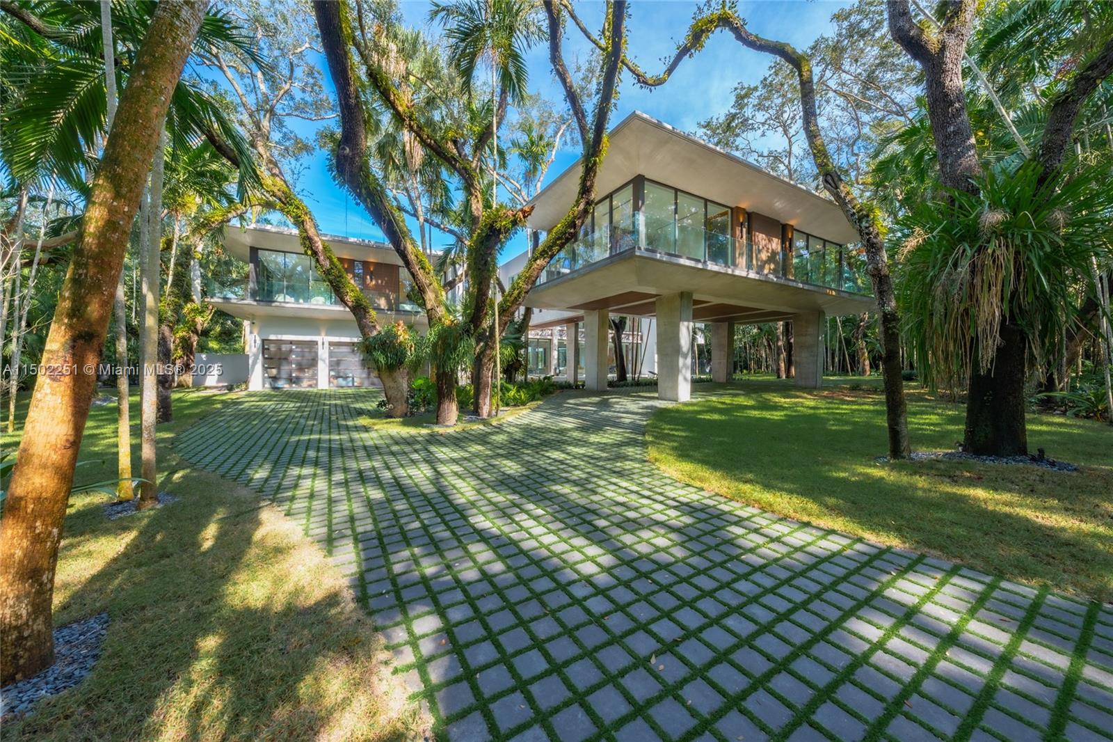 5245 Oak Lane, Coral Gables, Broward County, Florida - 8 Bedrooms  
10 Bathrooms - 