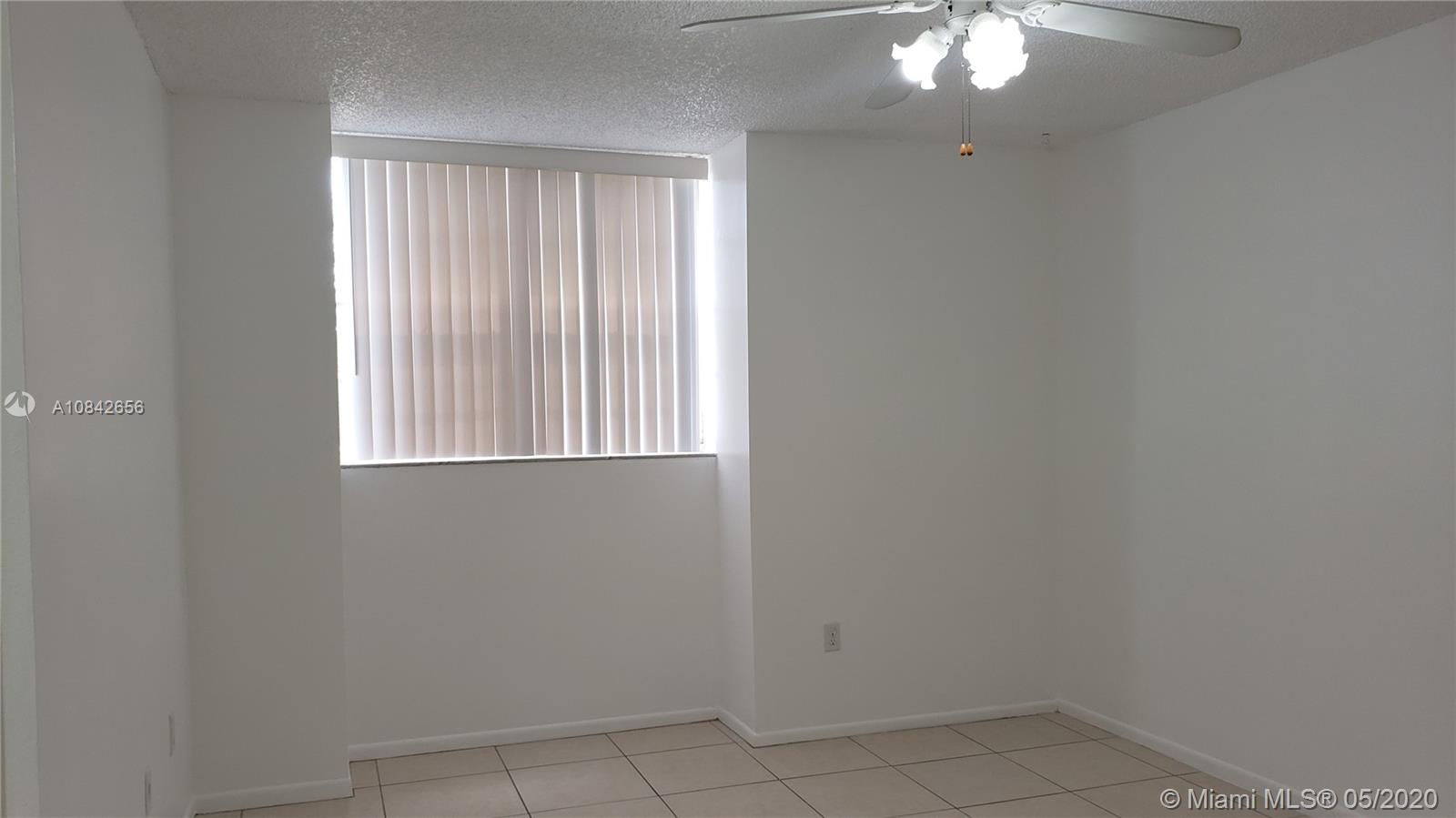 THE GARDENS OF KENDALL CO - Residential Lease