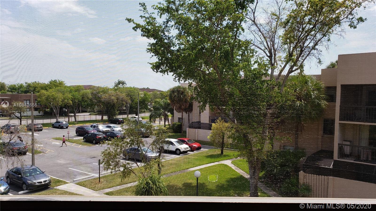 THE GARDENS OF KENDALL CO - Residential Lease