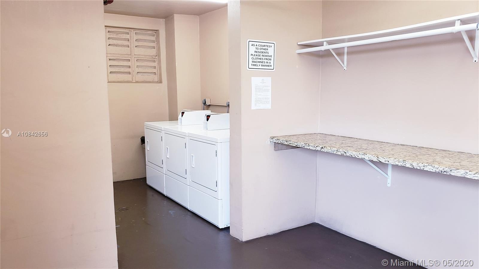 THE GARDENS OF KENDALL CO - Residential Lease