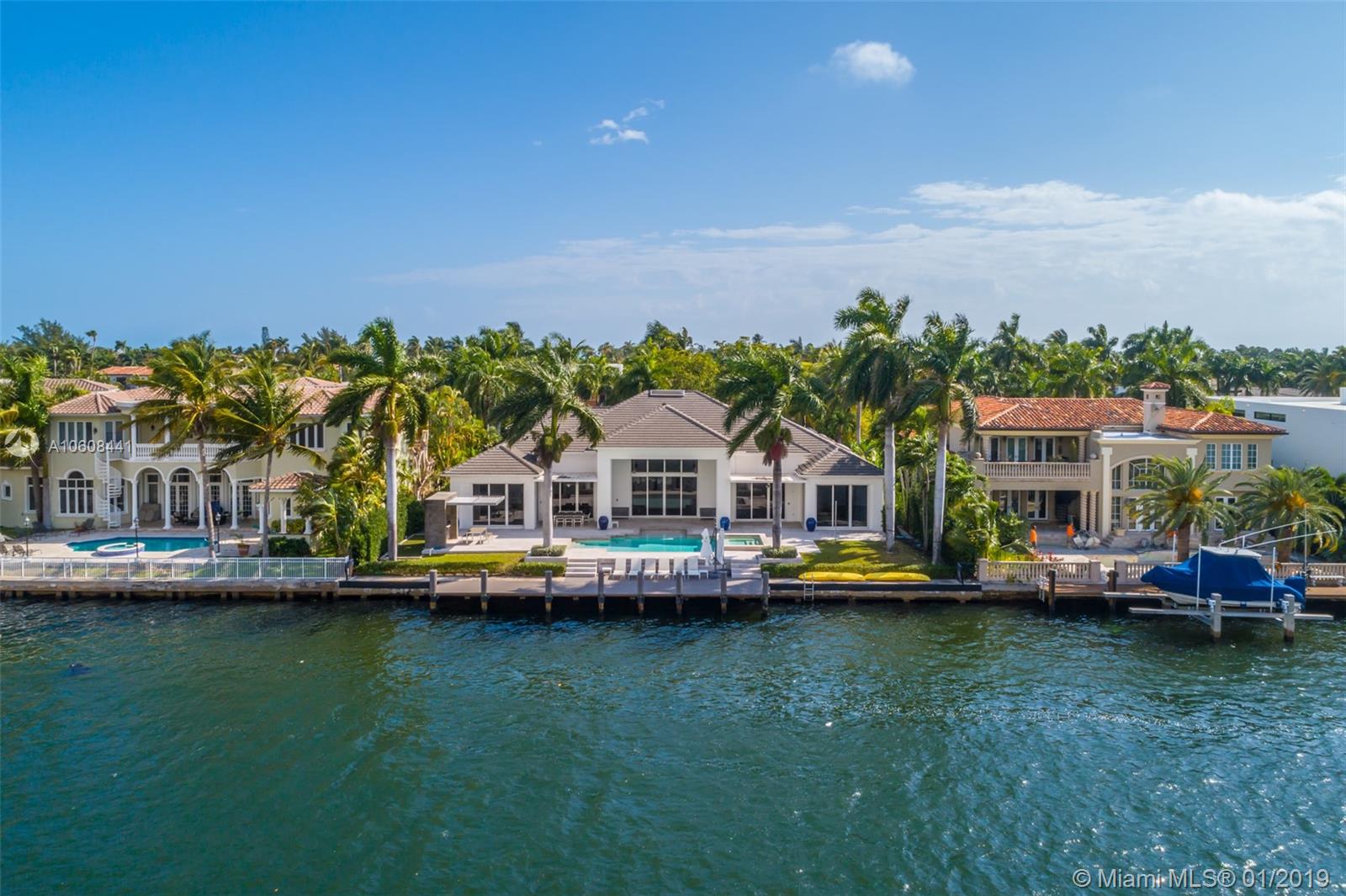 GOLDEN BEACH SEC D - Residential