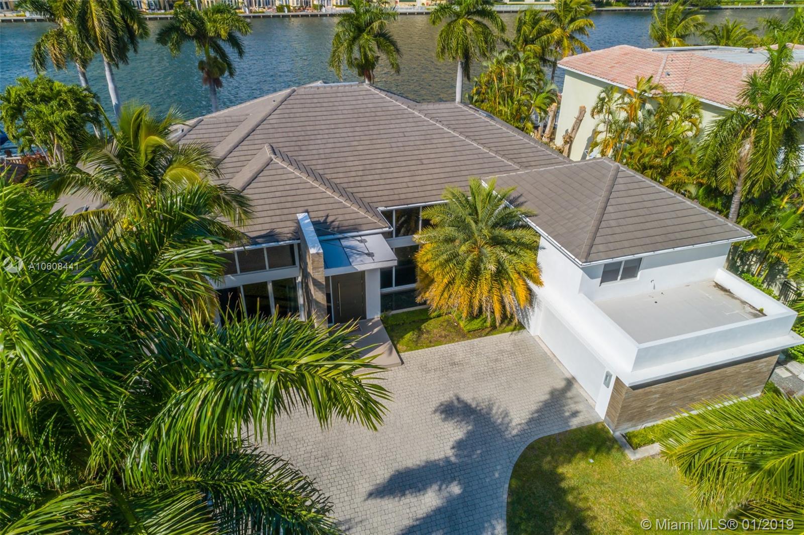 GOLDEN BEACH SEC D - Residential