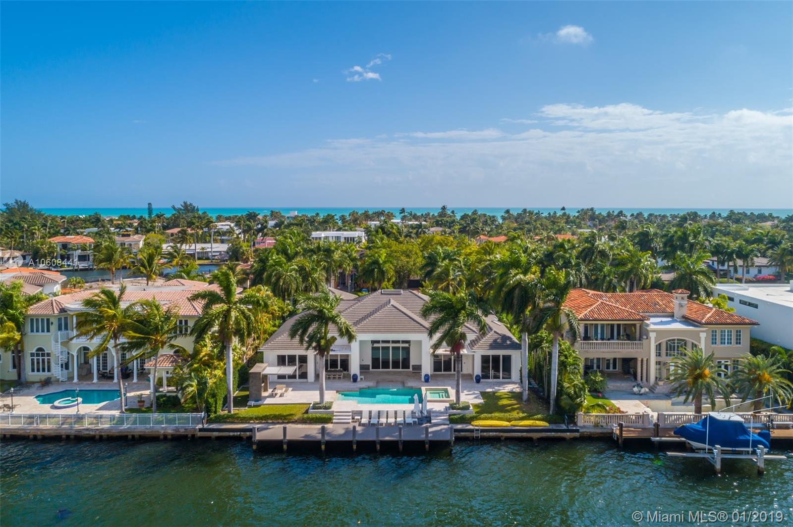 GOLDEN BEACH SEC D - Residential