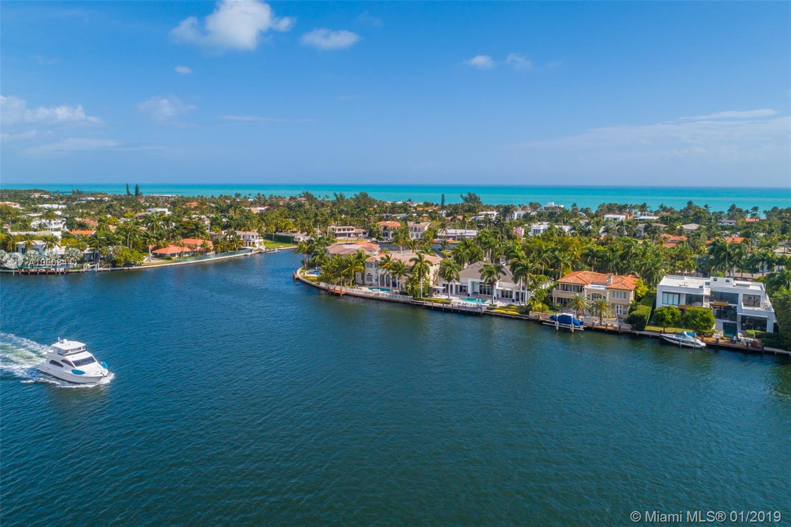 GOLDEN BEACH SEC D - Residential