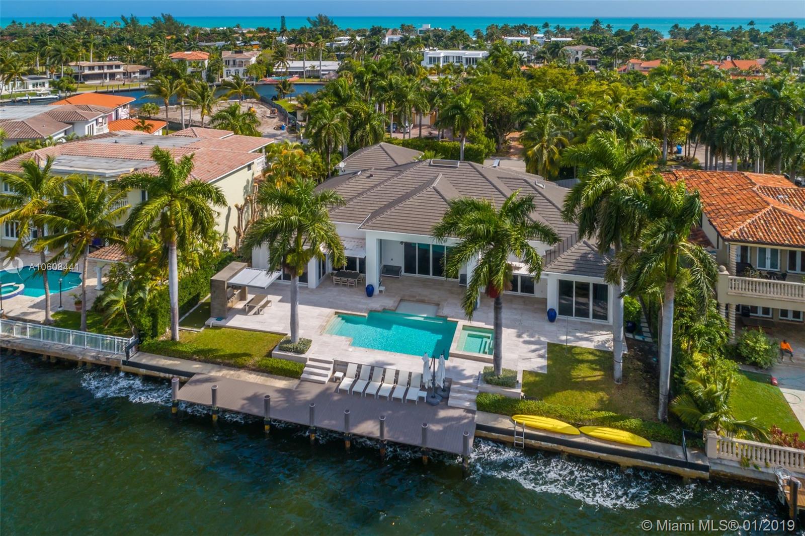 GOLDEN BEACH SEC D - Residential