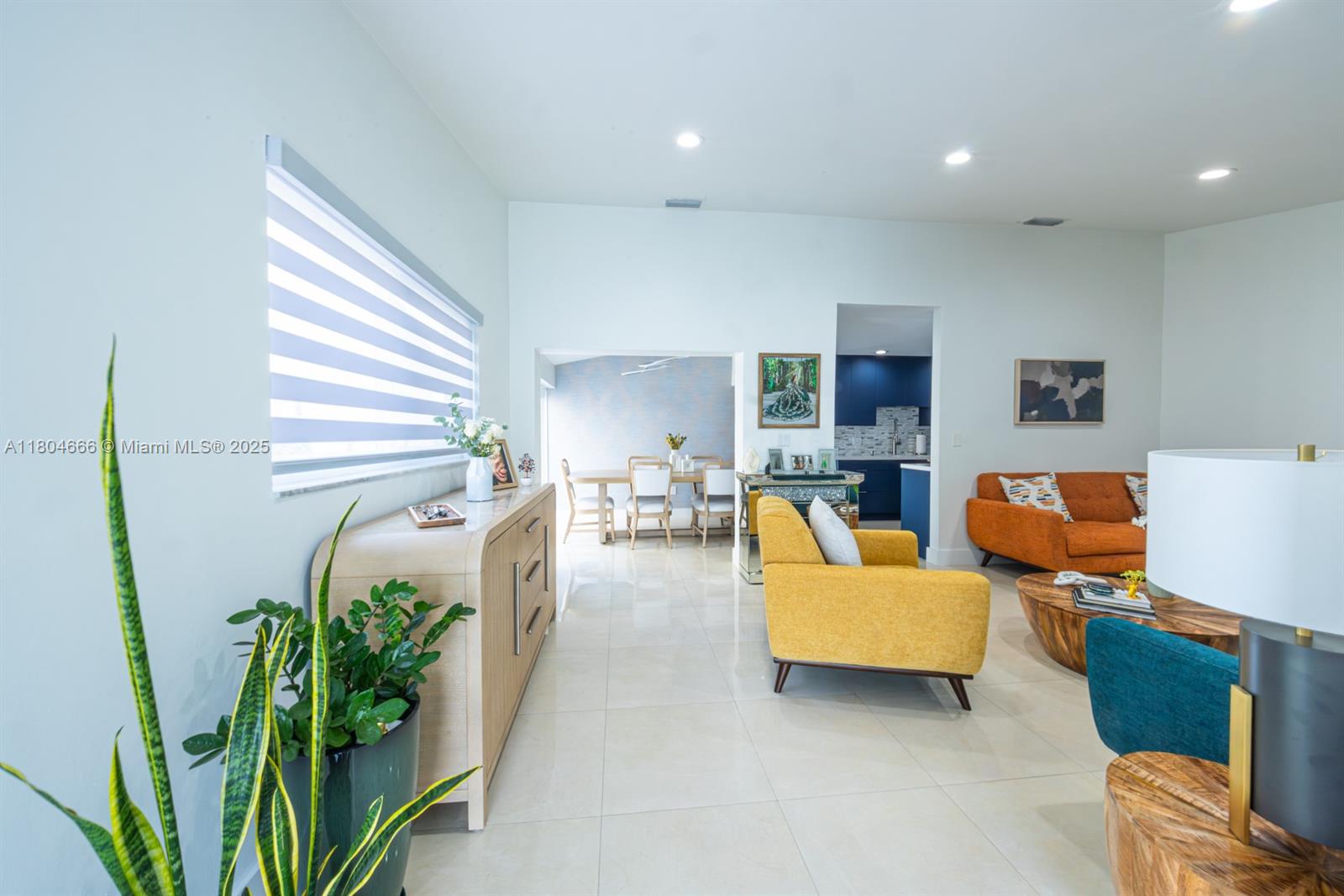 LAKES OF PALM SPRINGS - Residential