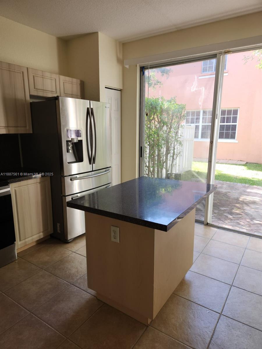 NEXT SUNRISE ENSEMBLE - Residential