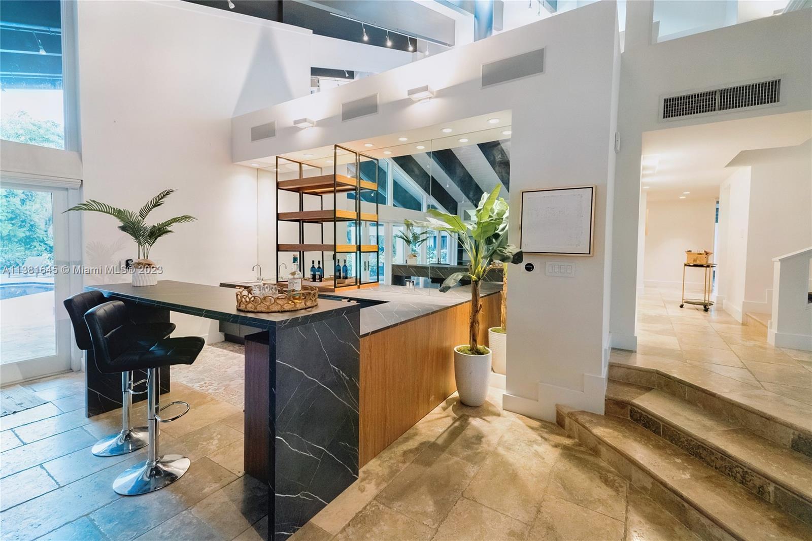 EU-1 - ESTATES, - Residential