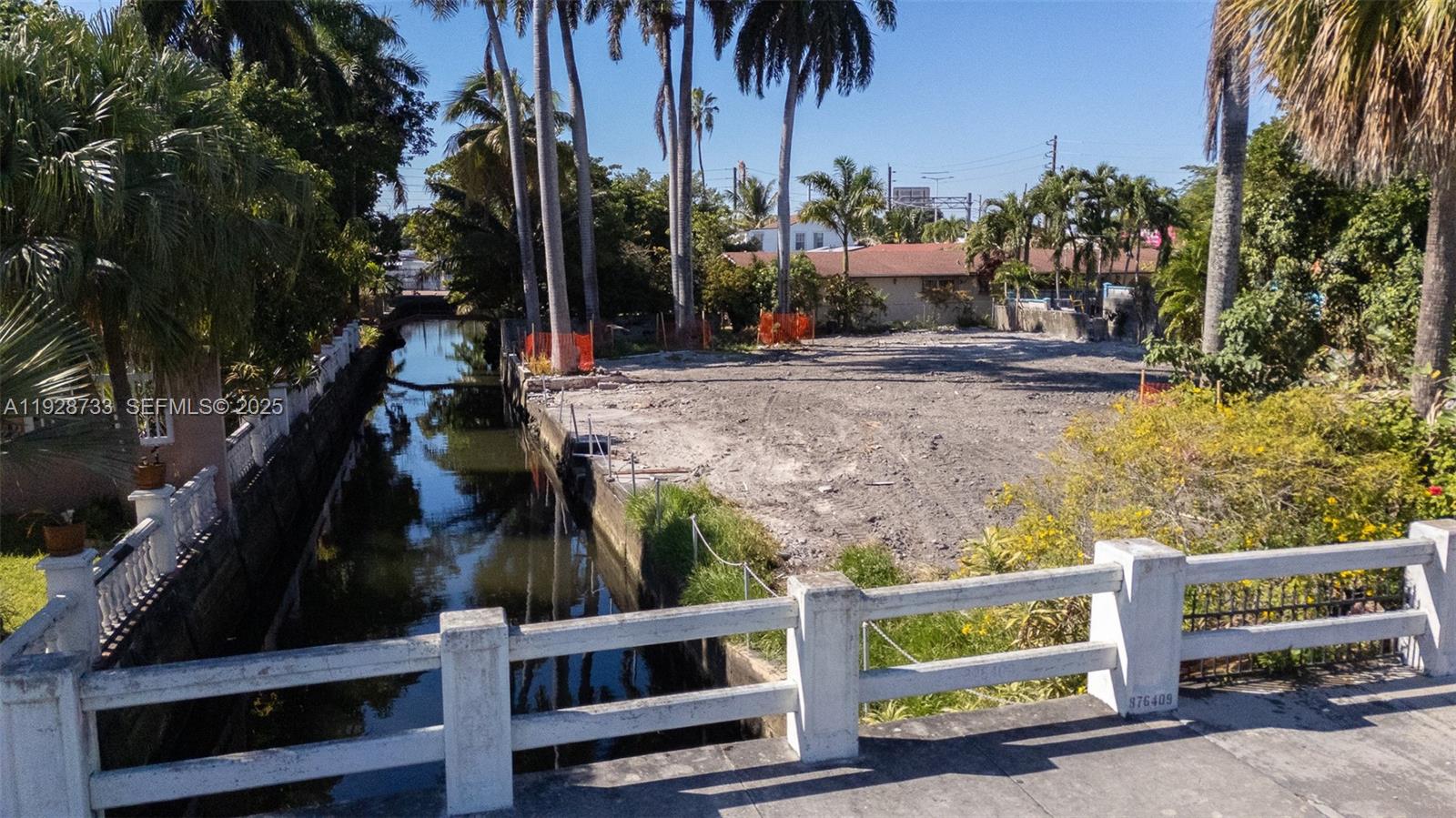 LAWRENCE PARK AMD - Land