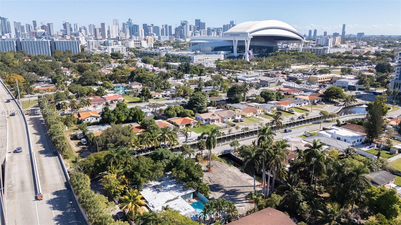 LAWRENCE PARK AMD - Land