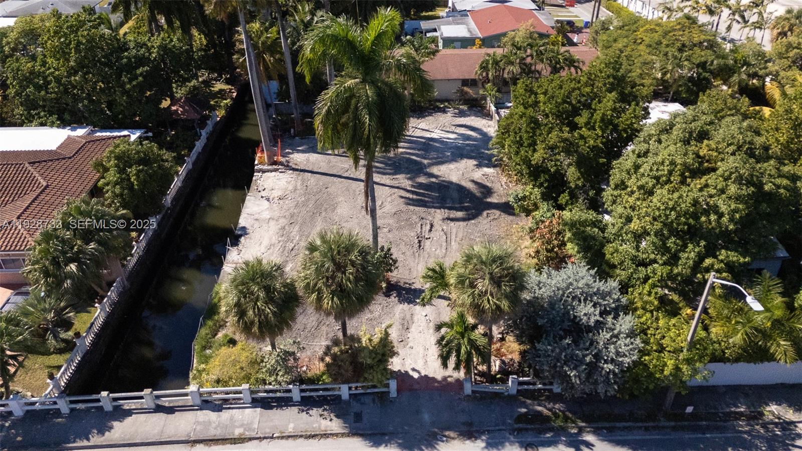 LAWRENCE PARK AMD - Land