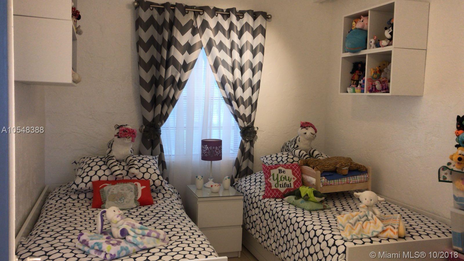 OAK RIDGE PARK - Residential Lease