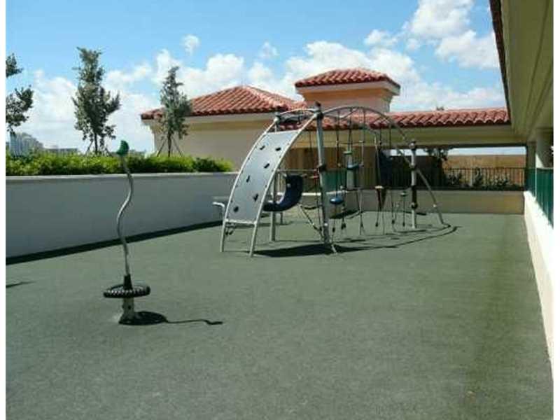 TURNBERRY ON THE GREEN - Residential Lease