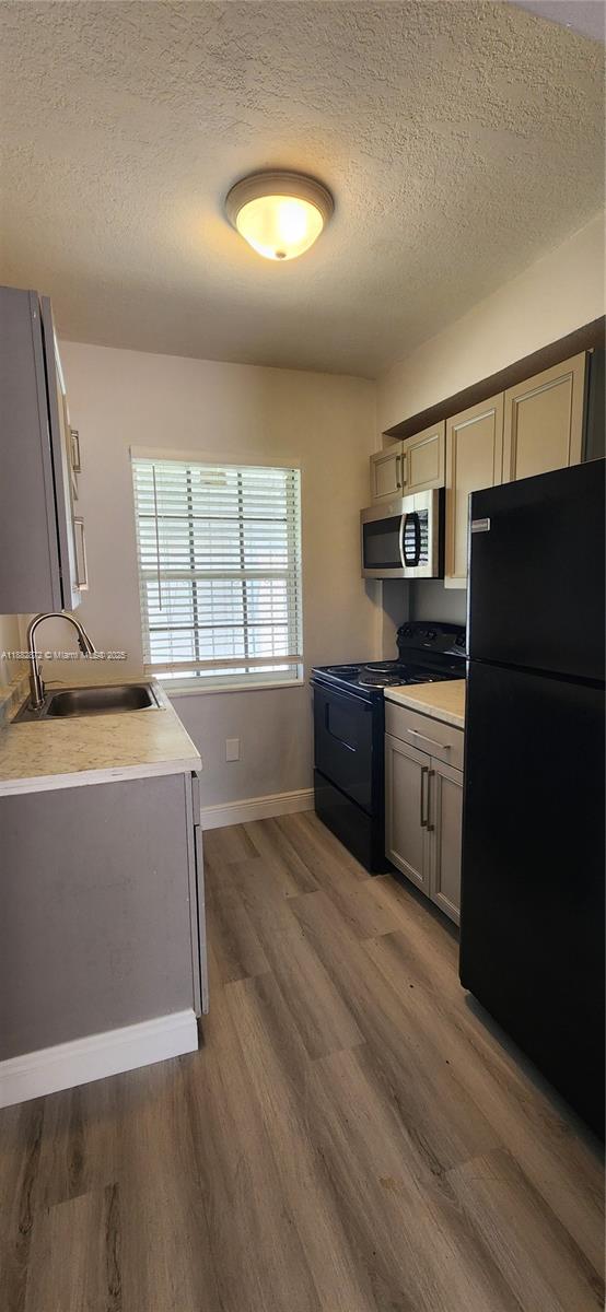 GORDON DALE PK - Residential Lease