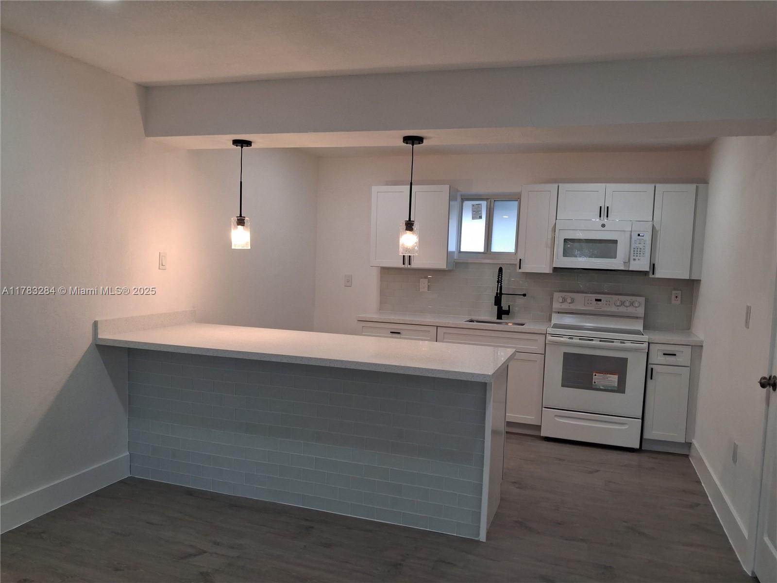 Rental Property at 2155 Sw 72nd Ave 3, Miami, Broward County, Florida - Bedrooms: 2 
Bathrooms: 1  - $2,680 MO.