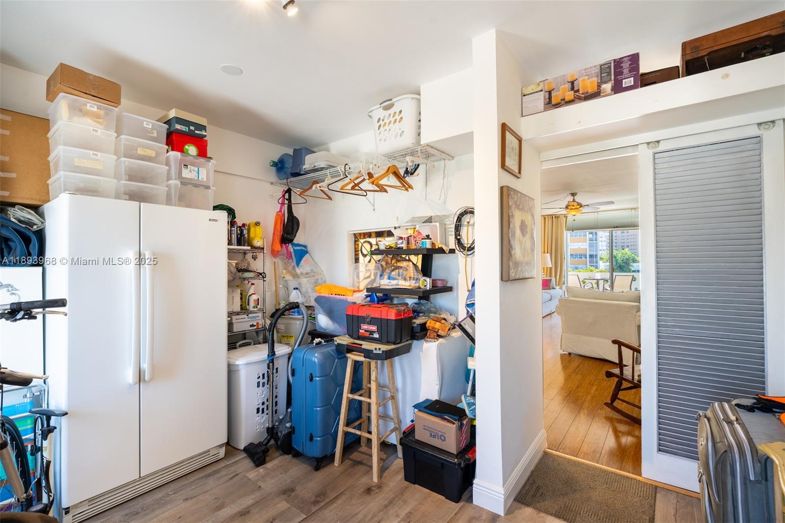 ISLANDER CO-OP - Residential