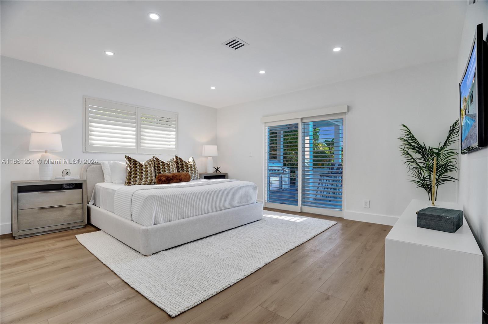 BAL HARBOUR 1ST ADD - Residential