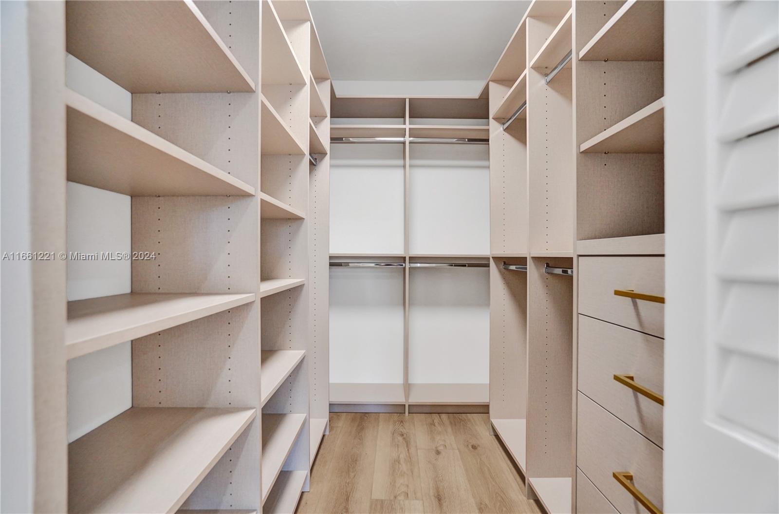 BAL HARBOUR 1ST ADD - Residential