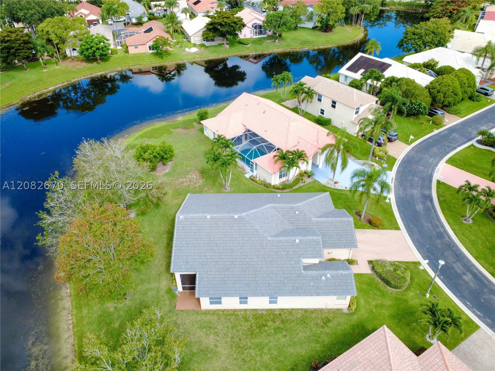 2549 Egret Lake Dr