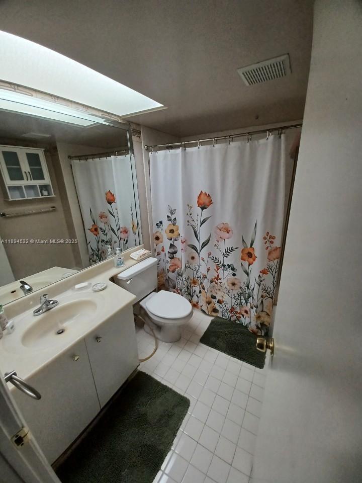 HAWTHORNE AT CENTURY VILL - Residential